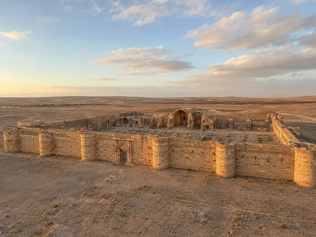 mushatta-palace